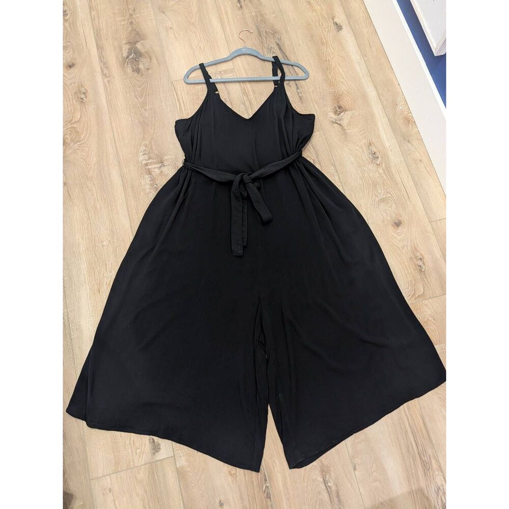Torrid Black Cami Culotte Jumpsuit Size 3 3X Wide Leg Boho Festival Black - Picture 7 of 11